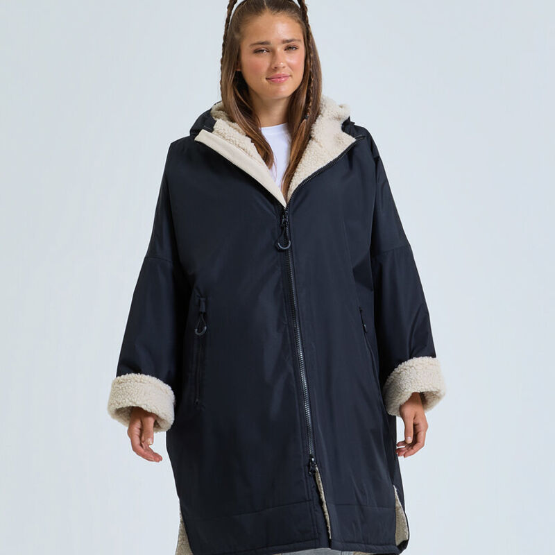 Tridri® all seasons waterproof changing robe Thumbnail